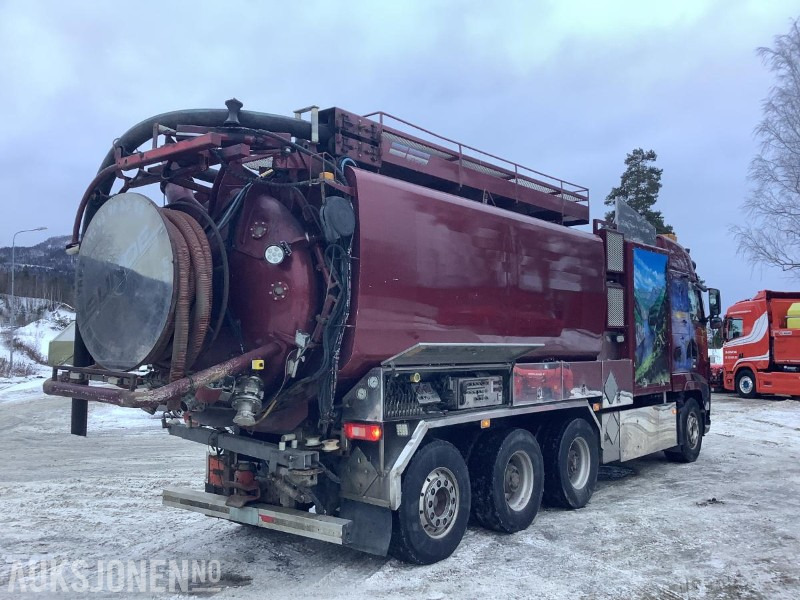 2005 Volvo FH16 8X4 suge/spylebil - Kommunaal-/ Erisõiduk: pilt 5 2005 Volvo FH16 8X4 suge/spylebil - Kommunaal-/ Erisõiduk: pilt 5