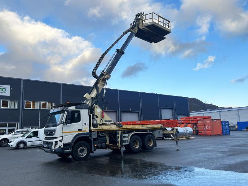 2013 Volvo FMX 370 6X4 med NORMET Esslift 1000 plattform / korg - nylig EU godkjent - Kommunaal-/ Erisõiduk: pilt 1 2013 Volvo FMX 370 6X4 med NORMET Esslift 1000 plattform / korg - nylig EU godkjent - Kommunaal-/ Erisõiduk: pilt 1
