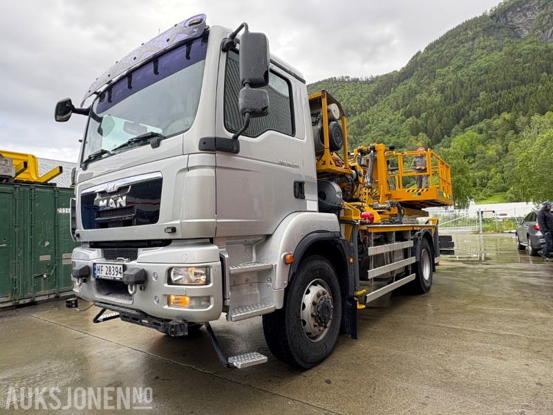 2014 MAN TGM 18.340 Normet Esslift 810 liftbil - 15 888 km - Kommunaal-/ Erisõiduk: pilt 1 2014 MAN TGM 18.340 Normet Esslift 810 liftbil - 15 888 km - Kommunaal-/ Erisõiduk: pilt 1