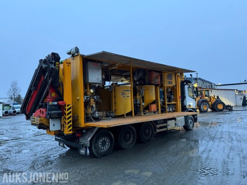 2017 Mercedes-Benz Arocs 3235 8x4, Injeksjonsrigg AMV, EURO 6, påmontert kran - Kommunaal-/ Erisõiduk: pilt 5 2017 Mercedes-Benz Arocs 3235 8x4, Injeksjonsrigg AMV, EURO 6, påmontert kran - Kommunaal-/ Erisõiduk: pilt 5