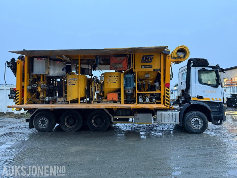 2017 Mercedes-Benz Arocs 3235 8x4, Injeksjonsrigg AMV, EURO 6, påmontert kran - Kommunaal-/ Erisõiduk: pilt 4 2017 Mercedes-Benz Arocs 3235 8x4, Injeksjonsrigg AMV, EURO 6, påmontert kran - Kommunaal-/ Erisõiduk: pilt 4