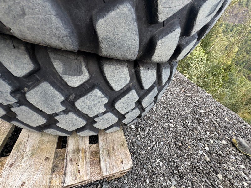 1995 Volvo Komplette hjulsett 17.5R25 for hjullaster - Lisaseade - Ehitusmasinad: pilt 5 1995 Volvo Komplette hjulsett 17.5R25 for hjullaster - Lisaseade - Ehitusmasinad: pilt 5