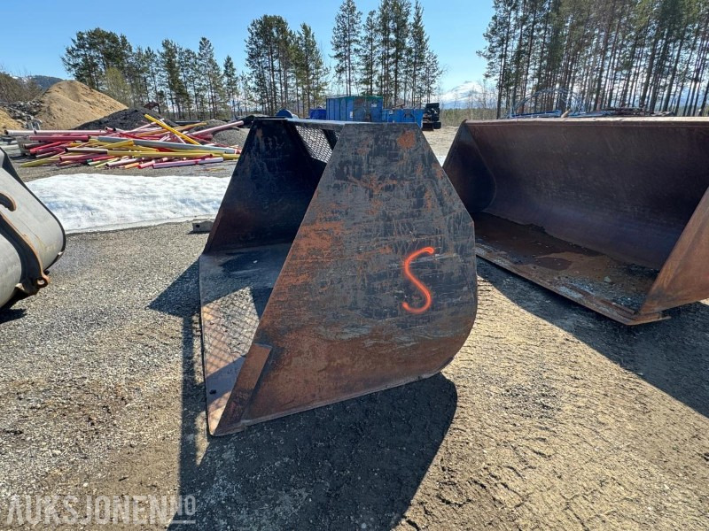 2000 UFO Hjullasterskuff - Lisaseade - Ehitusmasinad: pilt 2 2000 UFO Hjullasterskuff - Lisaseade - Ehitusmasinad: pilt 2