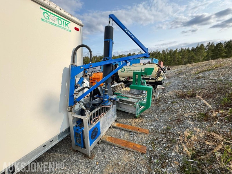 2014 Al-Vac 1600 Flex hydraulic vakuumløfter - Lisaseade - Ehitusmasinad: pilt 4 2014 Al-Vac 1600 Flex hydraulic vakuumløfter - Lisaseade - Ehitusmasinad: pilt 4