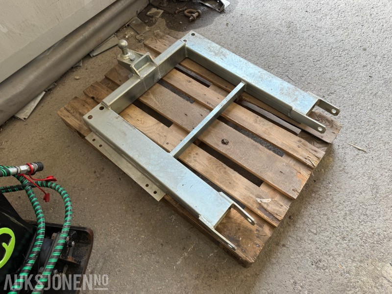 Kombifeste hengerkrok truck - Lisaseade - Ehitusmasinad: pilt 1 Kombifeste hengerkrok truck - Lisaseade - Ehitusmasinad: pilt 1