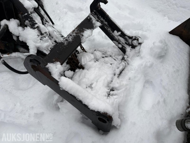 Tellefsdal 2500V V-Plog - Små BM Fester - Lisaseade - Ehitusmasinad: pilt 5 Tellefsdal 2500V V-Plog - Små BM Fester - Lisaseade - Ehitusmasinad: pilt 5