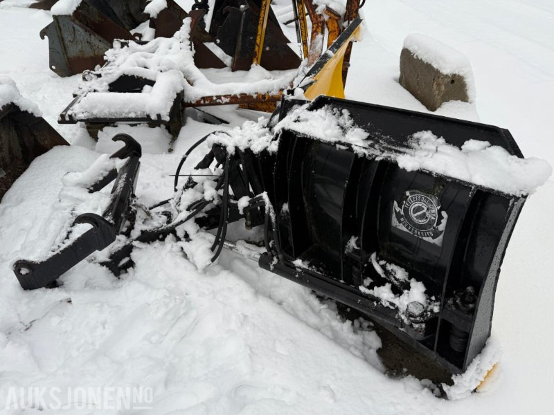 Tellefsdal 2500V V-Plog - Små BM Fester - Lisaseade - Ehitusmasinad: pilt 2 Tellefsdal 2500V V-Plog - Små BM Fester - Lisaseade - Ehitusmasinad: pilt 2