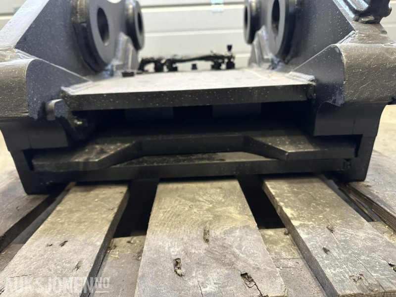 UBRUKT Götene Hydraulisk HK-feste G90 - Lisaseade - Ehitusmasinad: pilt 2 UBRUKT Götene Hydraulisk HK-feste G90 - Lisaseade - Ehitusmasinad: pilt 2