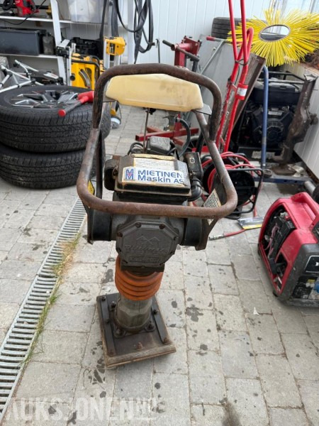 Rullija MIKASA MT52FW stamper: pilt 1