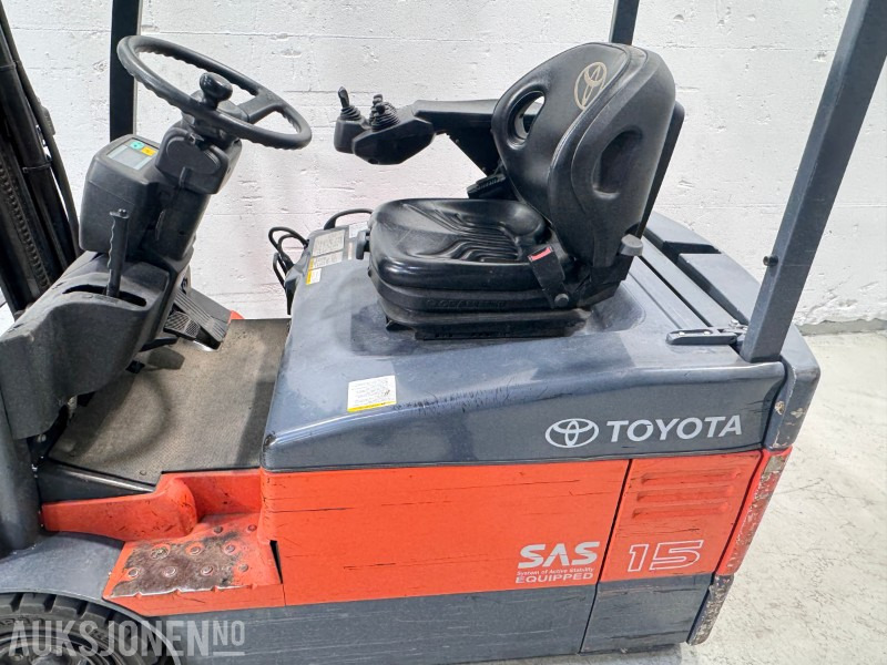 2007 Toyota 7FBEF15 - Elektrisk motvektstruck - kun 1315 timer - Materjali käitlemise seade: pilt 4 2007 Toyota 7FBEF15 - Elektrisk motvektstruck - kun 1315 timer - Materjali käitlemise seade: pilt 4