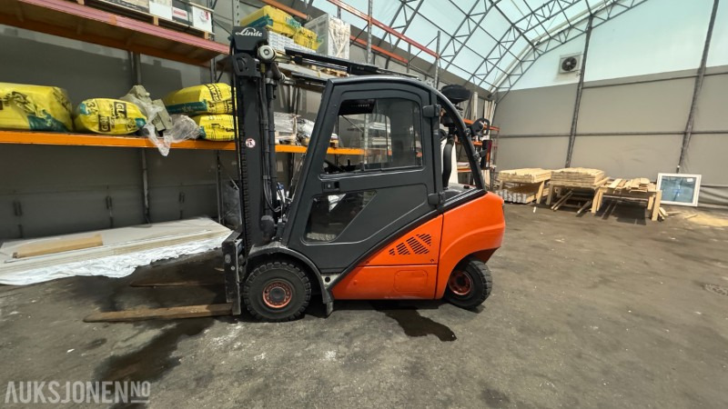 2010 Linde H25D truck - 30kW - 8337 timer - Aircondition - Setevarme - Materjali käitlemise seade: pilt 1 2010 Linde H25D truck - 30kW - 8337 timer - Aircondition - Setevarme - Materjali käitlemise seade: pilt 1