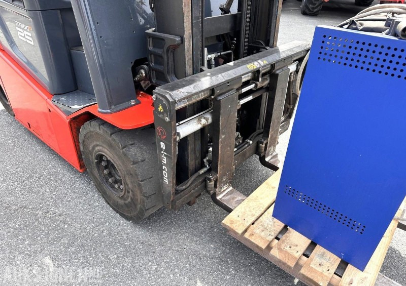 2014 Toyota 8FBMKT25 – 2,5T elektrisk gaffeltruck - Materjali käitlemise seade: pilt 5 2014 Toyota 8FBMKT25 – 2,5T elektrisk gaffeltruck - Materjali käitlemise seade: pilt 5