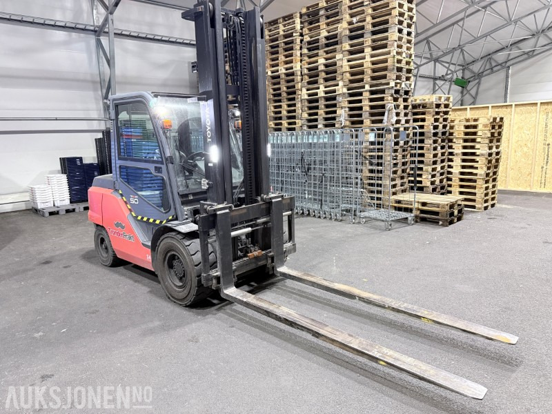 2017 Toyota 40-8FD50N - 5 tonnstruck - Kun 3080t! - Materjali käitlemise seade: pilt 3 2017 Toyota 40-8FD50N - 5 tonnstruck - Kun 3080t! - Materjali käitlemise seade: pilt 3