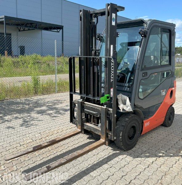 Toyota 42-8FDF15 - Materjali käitlemise seade: pilt 5 Toyota 42-8FDF15 - Materjali käitlemise seade: pilt 5