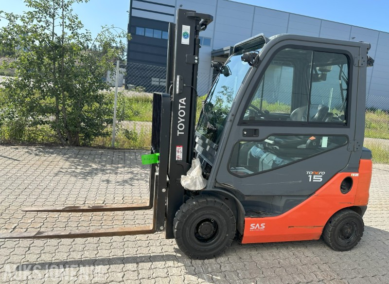 Toyota 42-8FDF15 - Materjali käitlemise seade: pilt 1 Toyota 42-8FDF15 - Materjali käitlemise seade: pilt 1