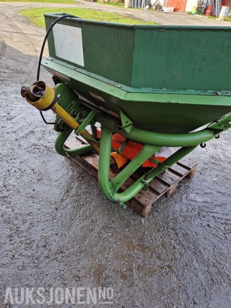1900 Gjødselspreder m/aksling - Põllutööseade: pilt 5 1900 Gjødselspreder m/aksling - Põllutööseade: pilt 5