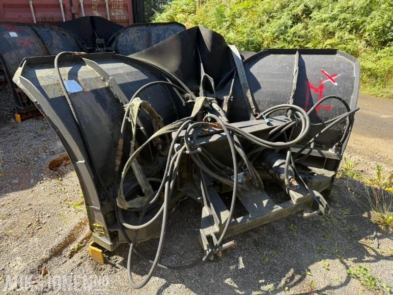 1996 Tellefsdal V-2500 V- Plog - Põllutööseade: pilt 2 1996 Tellefsdal V-2500 V- Plog - Põllutööseade: pilt 2