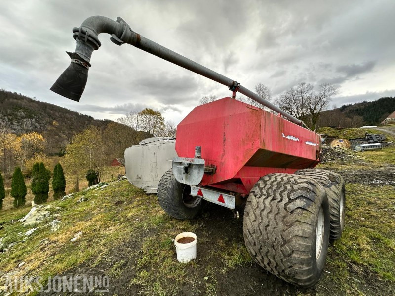 2005 MOI BG 8 Gjødselvogn m/Vogelsang spreder - Põllutööseade: pilt 5 2005 MOI BG 8 Gjødselvogn m/Vogelsang spreder - Põllutööseade: pilt 5