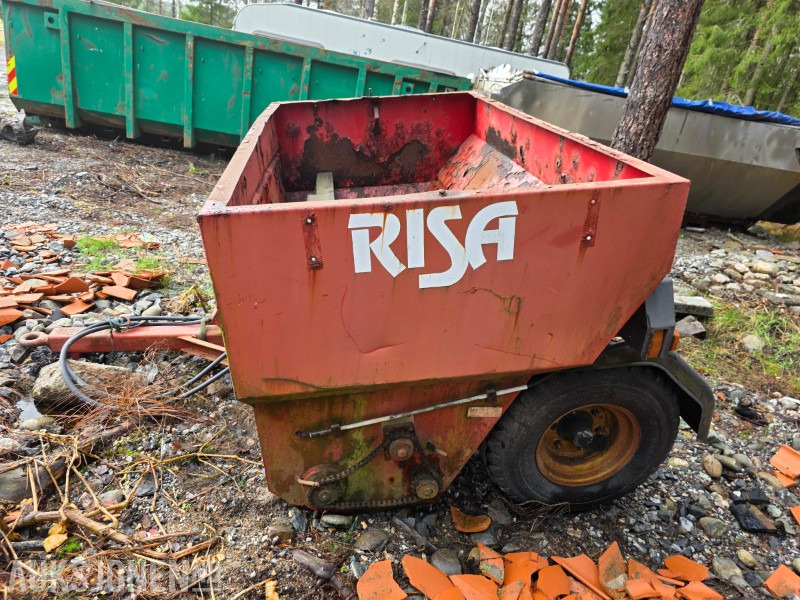 2007 Salo 2500 sand og saltspreder - Põllutööseade: pilt 3 2007 Salo 2500 sand og saltspreder - Põllutööseade: pilt 3