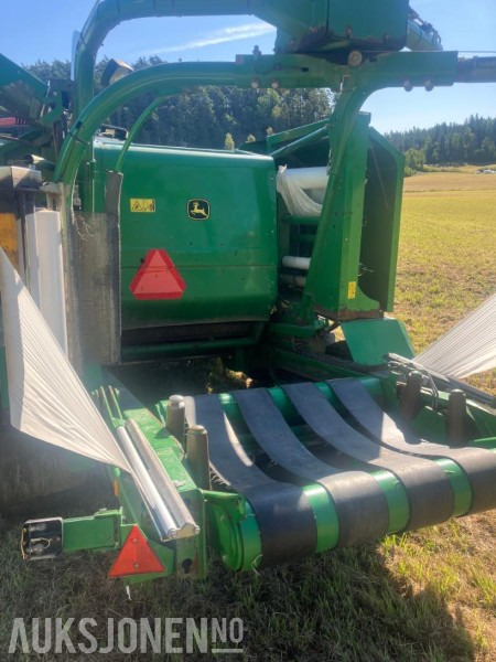 2011 John Deere 744 Premium Rundballepresse / Kombipresse - Põllutööseade: pilt 3 2011 John Deere 744 Premium Rundballepresse / Kombipresse - Põllutööseade: pilt 3