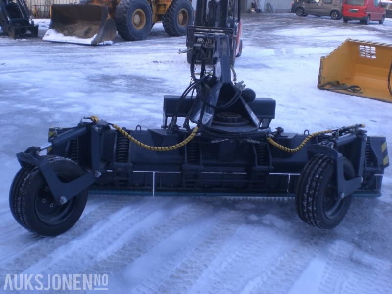 2012 Isskrape Nord Vei PT 3050 – 3,05 m – hardmetallpigger – lite brukt - Põllutööseade: pilt 3 2012 Isskrape Nord Vei PT 3050 – 3,05 m – hardmetallpigger – lite brukt - Põllutööseade: pilt 3