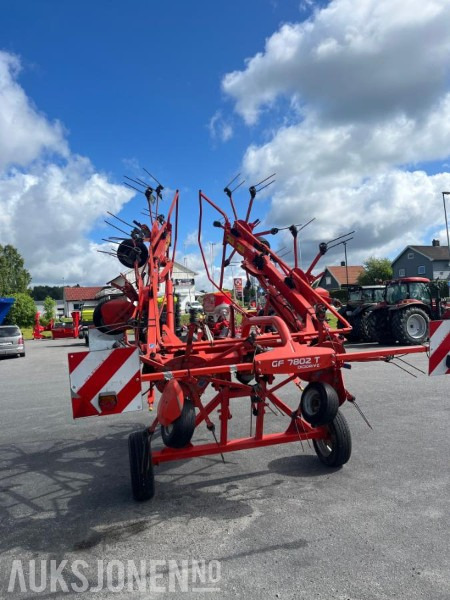 2012 Kuhn GF7802 spreder. - Põllutööseade: pilt 3 2012 Kuhn GF7802 spreder. - Põllutööseade: pilt 3