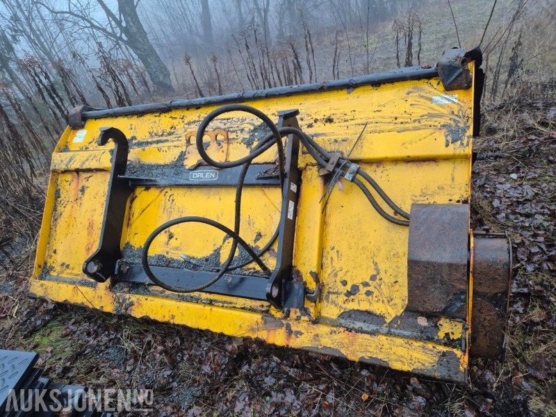 2016 Dalen Dalen 2034-W, sandstrøer / strøkasse - Põllutööseade: pilt 3 2016 Dalen Dalen 2034-W, sandstrøer / strøkasse - Põllutööseade: pilt 3