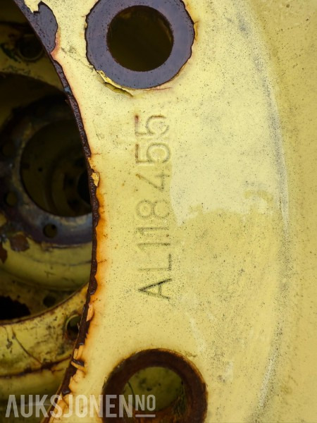 Felgsett til John Deere – AL118455 og AL174627 - Põllutööseade: pilt 5 Felgsett til John Deere – AL118455 og AL174627 - Põllutööseade: pilt 5