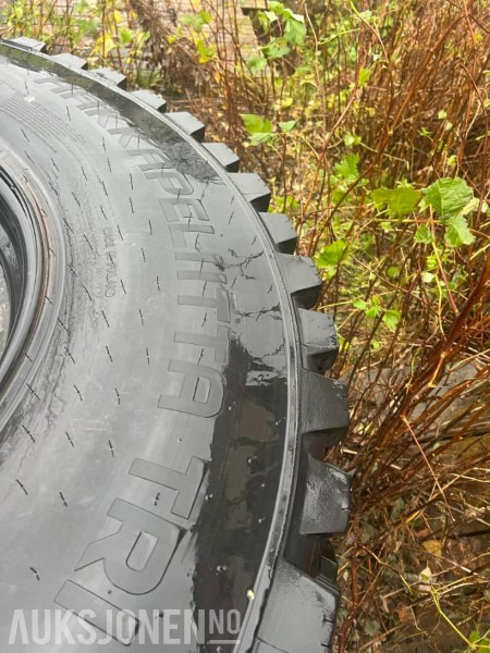 Hakkapelitta tri 540/80R38 og 440/80R28 - Põllutööseade: pilt 4 Hakkapelitta tri 540/80R38 og 440/80R28 - Põllutööseade: pilt 4