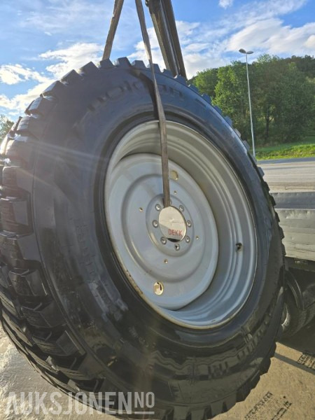 Nokian Hakkapelitta TRI med pigg - 4 stk - Põllutööseade: pilt 2 Nokian Hakkapelitta TRI med pigg - 4 stk - Põllutööseade: pilt 2