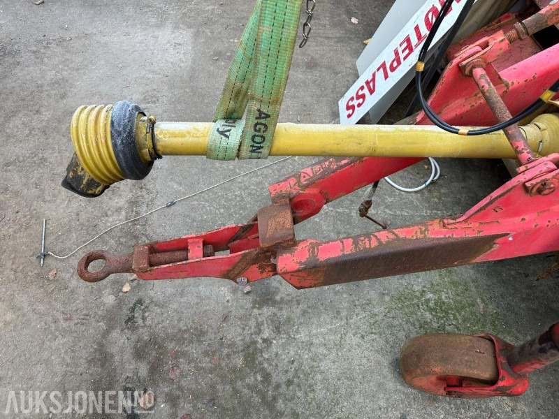 PÖTTINGER TREND 2 LESSEVOGN TIL TRAKTOR - Põllutööseade: pilt 3 PÖTTINGER TREND 2 LESSEVOGN TIL TRAKTOR - Põllutööseade: pilt 3