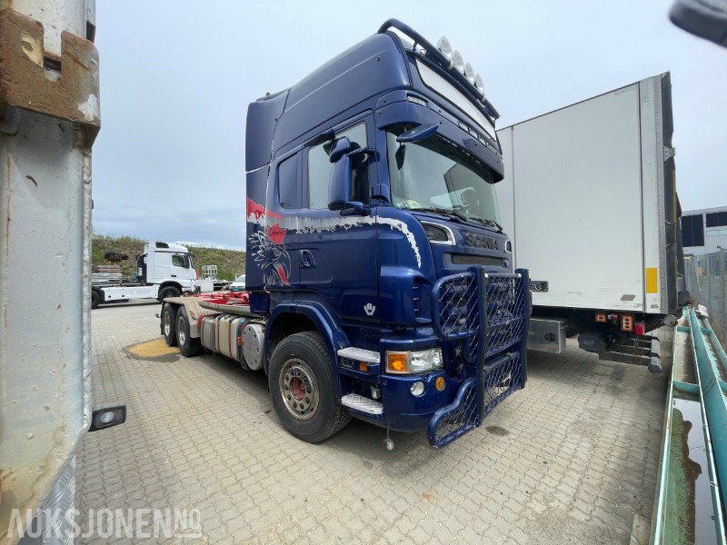 Scania R620 6x4 - Konkstõstukiga veoauto: pilt 1 Scania R620 6x4 - Konkstõstukiga veoauto: pilt 1