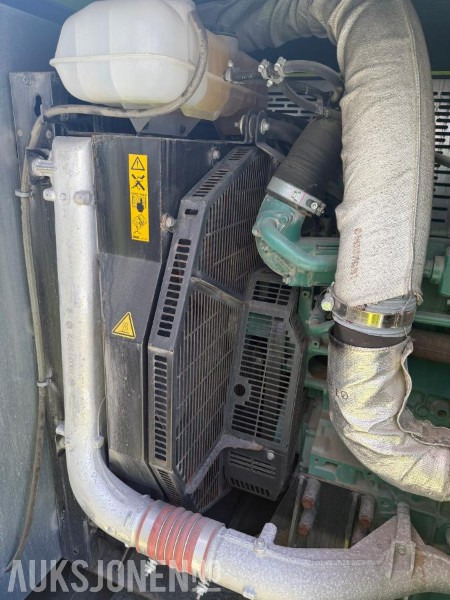 2017 Pramac GSW 280V - Svært lite brukt aggregat på hele 275KVA - Tööstusmasin: pilt 3 2017 Pramac GSW 280V - Svært lite brukt aggregat på hele 275KVA - Tööstusmasin: pilt 3