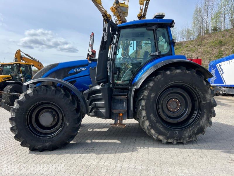 Valtra T234 m/fronthydraulikk,pto og brøytefeste - Traktor: pilt 2 Valtra T234 m/fronthydraulikk,pto og brøytefeste - Traktor: pilt 2