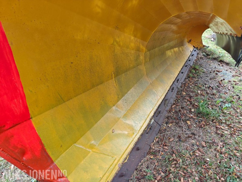 2004 Tellefsdal diagonalplog / snøplog - P HD - Bredde 3600 mm - Parallelllogram - Veoauto: pilt 4 2004 Tellefsdal diagonalplog / snøplog - P HD - Bredde 3600 mm - Parallelllogram - Veoauto: pilt 4