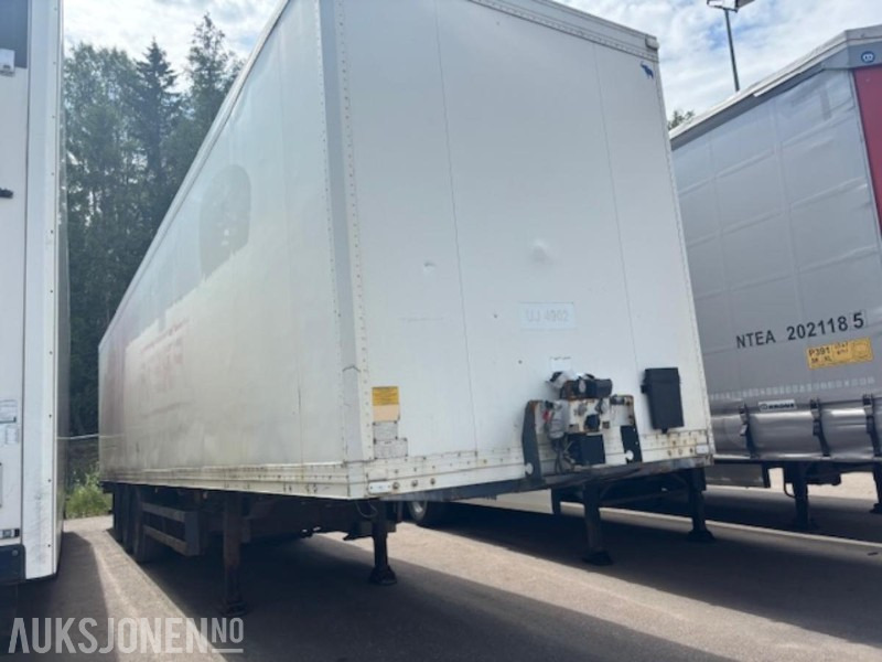 Veoauto 2006 SCHMITZ CARGOBULL tralle 33 paller: pilt 1
