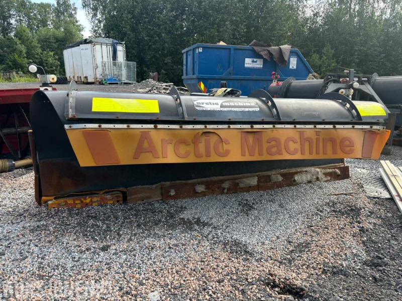 2010 Arctic 3400 diagonalplog - Veoauto: pilt 1 2010 Arctic 3400 diagonalplog - Veoauto: pilt 1