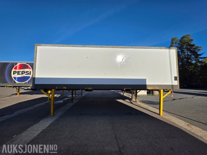 2019 Vekselflak 782 KLASSE C NS-EN 284 - tilrettelagt for jernbanetransport - Veoauto: pilt 2 2019 Vekselflak 782 KLASSE C NS-EN 284 - tilrettelagt for jernbanetransport - Veoauto: pilt 2