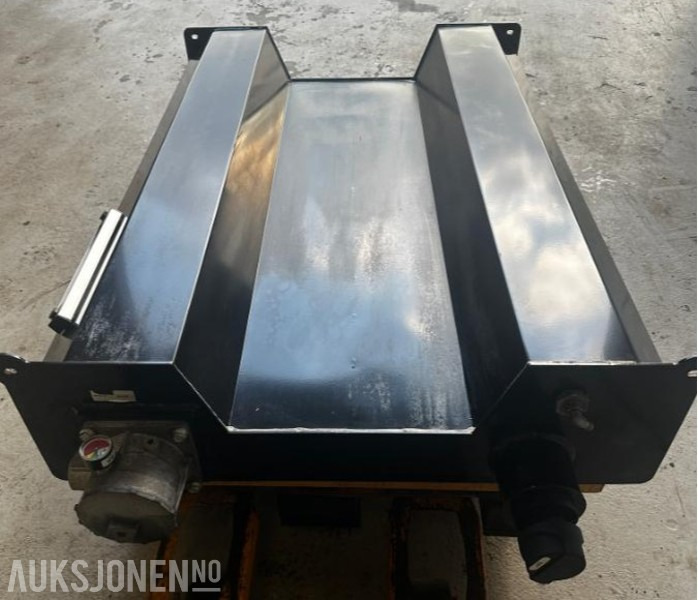 2020 Hiab MULTILIFT ULTIMA 24 Hydraulikktank - Veoauto: pilt 3 2020 Hiab MULTILIFT ULTIMA 24 Hydraulikktank - Veoauto: pilt 3