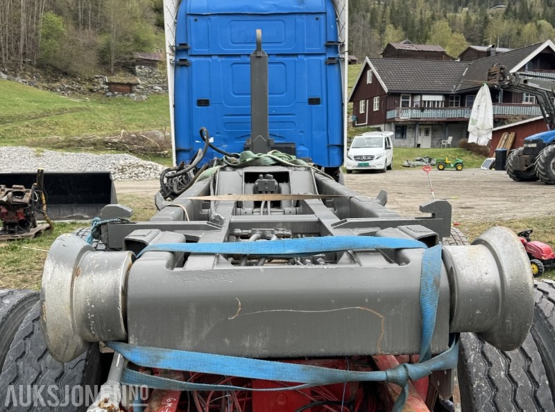 Hiab 20 tonn HIAB krokpåbygg - Veoauto: pilt 2 Hiab 20 tonn HIAB krokpåbygg - Veoauto: pilt 2