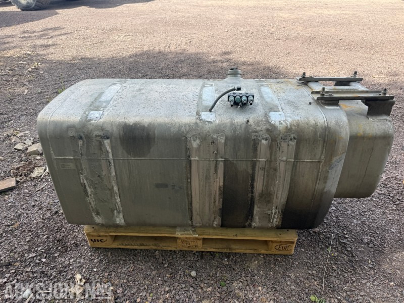 Scania 750 L Dieseltank - Veoauto: pilt 5 Scania 750 L Dieseltank - Veoauto: pilt 5