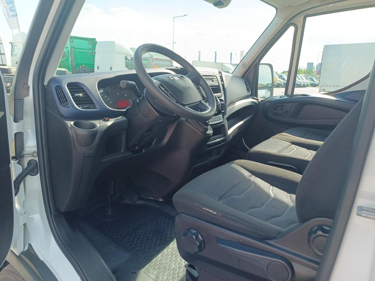 IVECO Daily 35S16A8 - Tarbesõiduk furgoon: pilt 5 IVECO Daily 35S16A8 - Tarbesõiduk furgoon: pilt 5