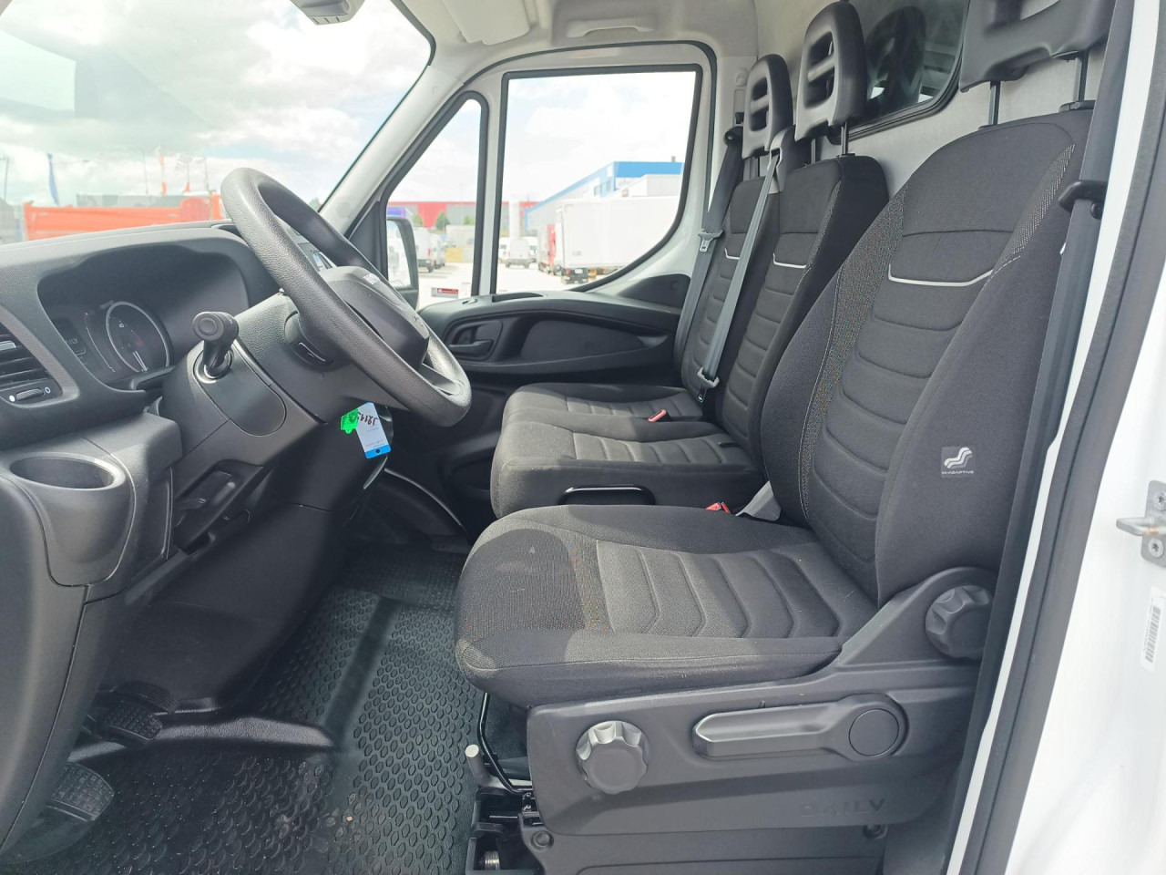 IVECO Daily 35S16V - Kaubik: pilt 4 IVECO Daily 35S16V - Kaubik: pilt 4