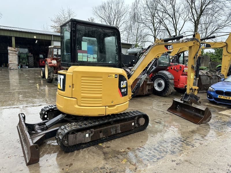 Caterpillar 303.5E CR All functions 3 buckets - Miniekskavaator: pilt 5 Caterpillar 303.5E CR All functions 3 buckets - Miniekskavaator: pilt 5