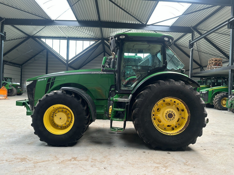 John Deere 8335R Powershift transmission - Traktor: pilt 2 John Deere 8335R Powershift transmission - Traktor: pilt 2