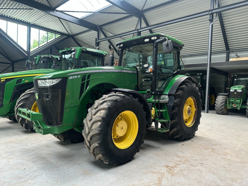 John Deere 8335R Powershift transmission - Traktor: pilt 1 John Deere 8335R Powershift transmission - Traktor: pilt 1