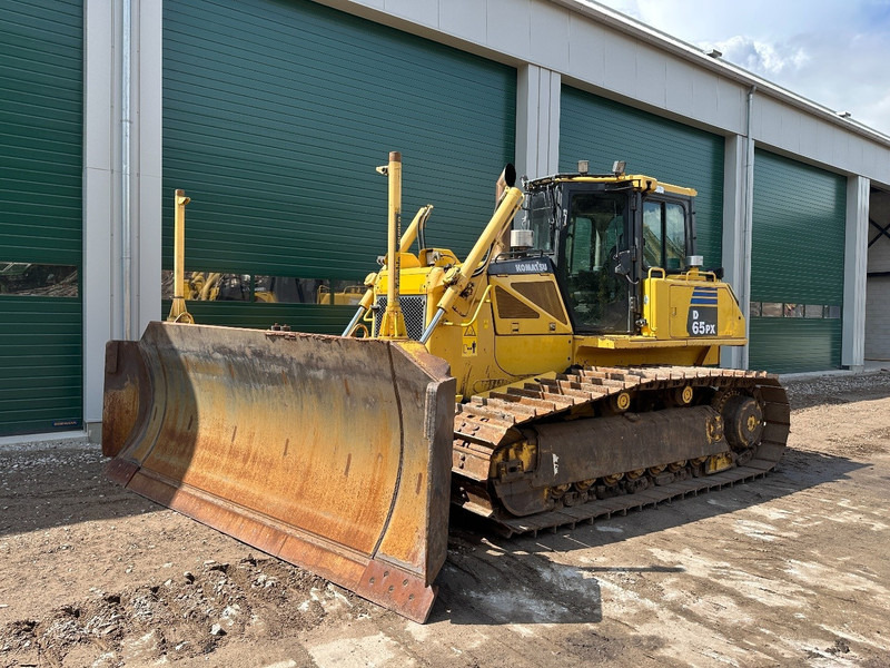 Komatsu D65PX-16 Trimble 3D GPS System - Foldable blade - Buldooser: pilt 1 Komatsu D65PX-16 Trimble 3D GPS System - Foldable blade - Buldooser: pilt 1