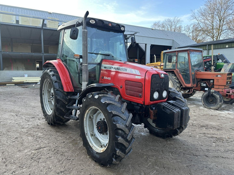 Massey Ferguson 5445 - Traktor: pilt 5 Massey Ferguson 5445 - Traktor: pilt 5