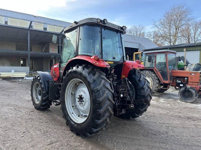 Massey Ferguson 5445 - Traktor: pilt 3 Massey Ferguson 5445 - Traktor: pilt 3