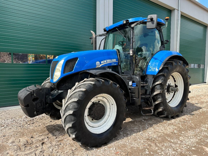 New Holland T7.235 Power Command - Traktor: pilt 1 New Holland T7.235 Power Command - Traktor: pilt 1